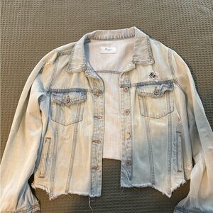 KanCan Light Cropped Denim Jacket